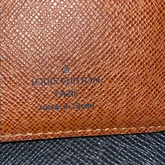 Louis Vuitton Koala Compact wallet - Picture 10 of 15